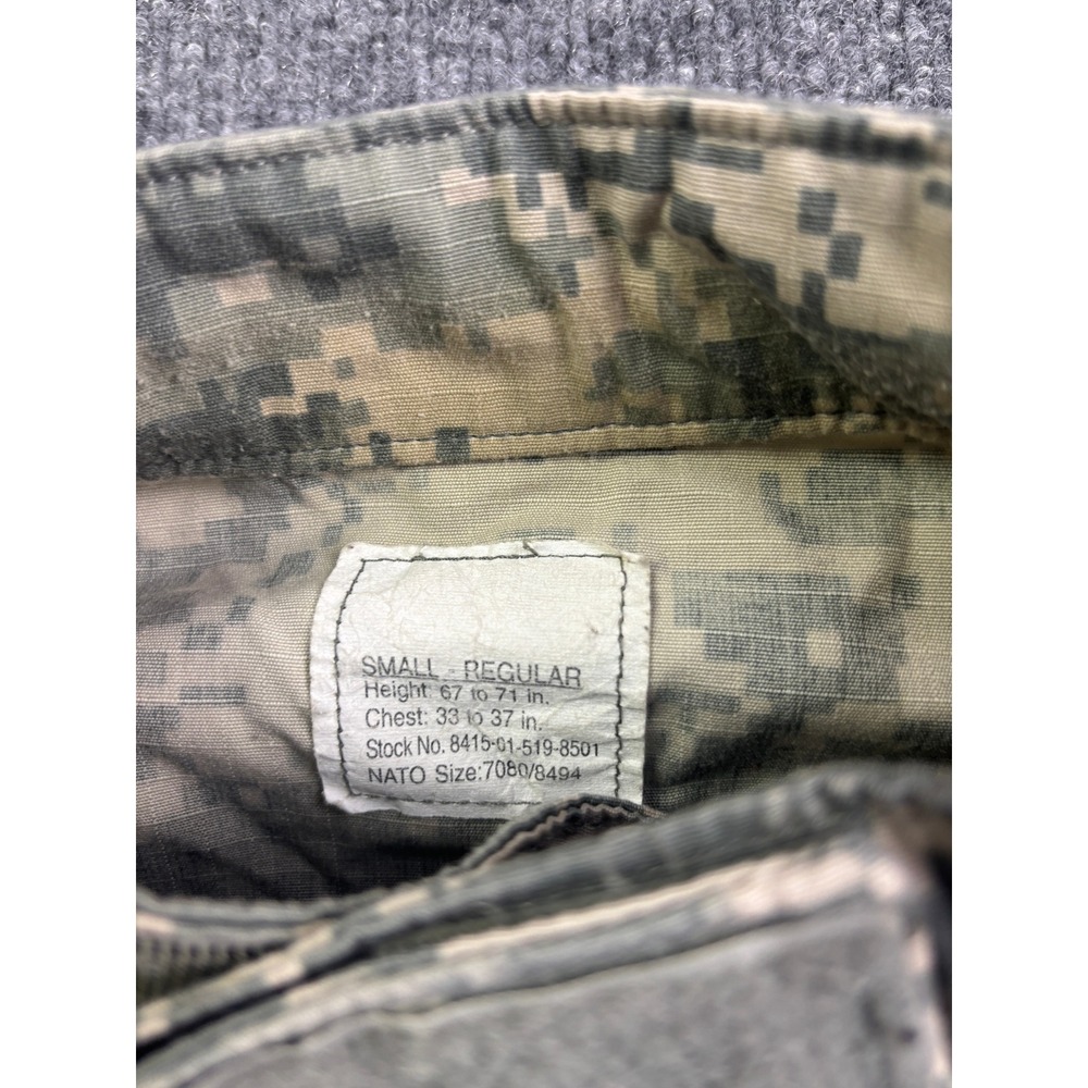 Military ACU Field Jacket Mens Small Digital Camo Utility Coat 8415-01-519-8501 - Picture 2 of 7